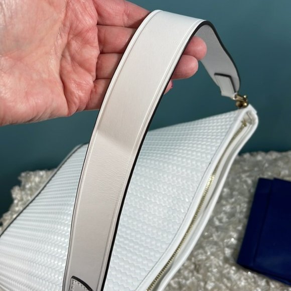 Dooney & Bourke Large White Woven Hobo Bag - Picture 7 of 10